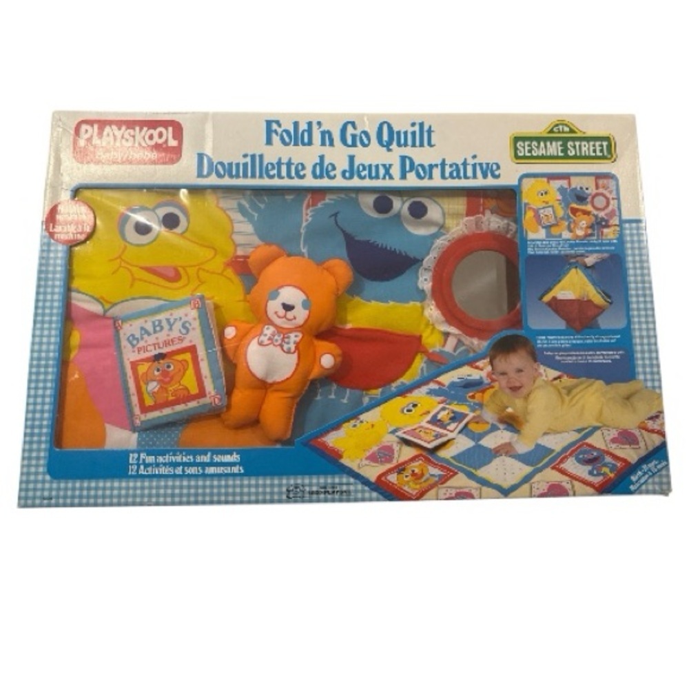 1990 Playskool Sesame Street Play Fold n Go Activity Blanket